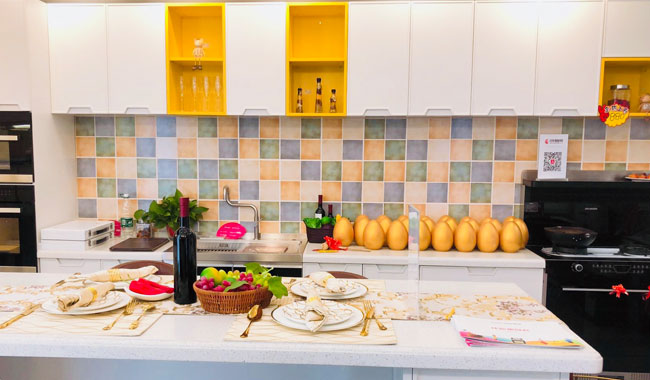 【經(jīng)銷商采訪】汨羅黎倩:讓佳歌集成灶裝進(jìn)千萬百姓家 【經(jīng)銷商采訪】汨羅黎倩:讓佳歌集成灶裝進(jìn)千萬百姓家