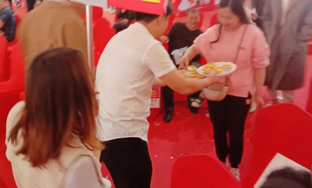 【脫穎而出，銷(xiāo)量火爆】佳歌集成灶桐鄉(xiāng)家博會(huì)圓滿(mǎn)成功！