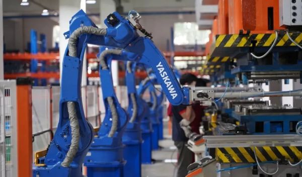 為勇攀高峰者點(diǎn)贊！佳歌也是行業(yè)攀登者！