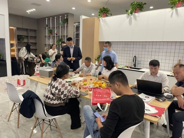 【喜報】熱烈祝賀佳歌集成灶株洲專賣二店盛大開業(yè)！